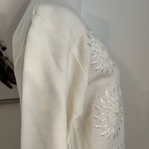 Vintage Paramour Collection Ivory Embellished Cardigan Size Small - Picture 6 of 11
